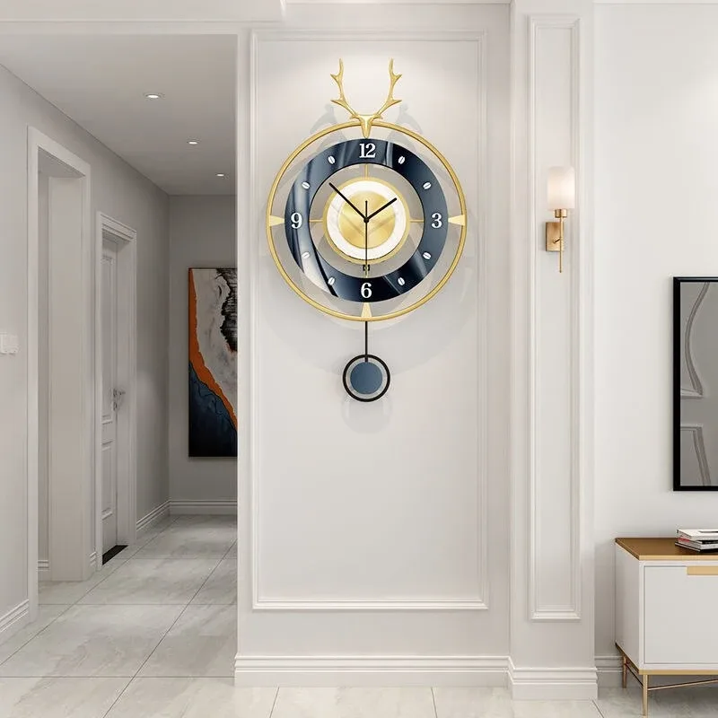 Horloge à balancier en métal avec tête de cerf 26 à 40 cm