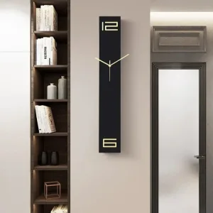 Grande Horloge en Bois