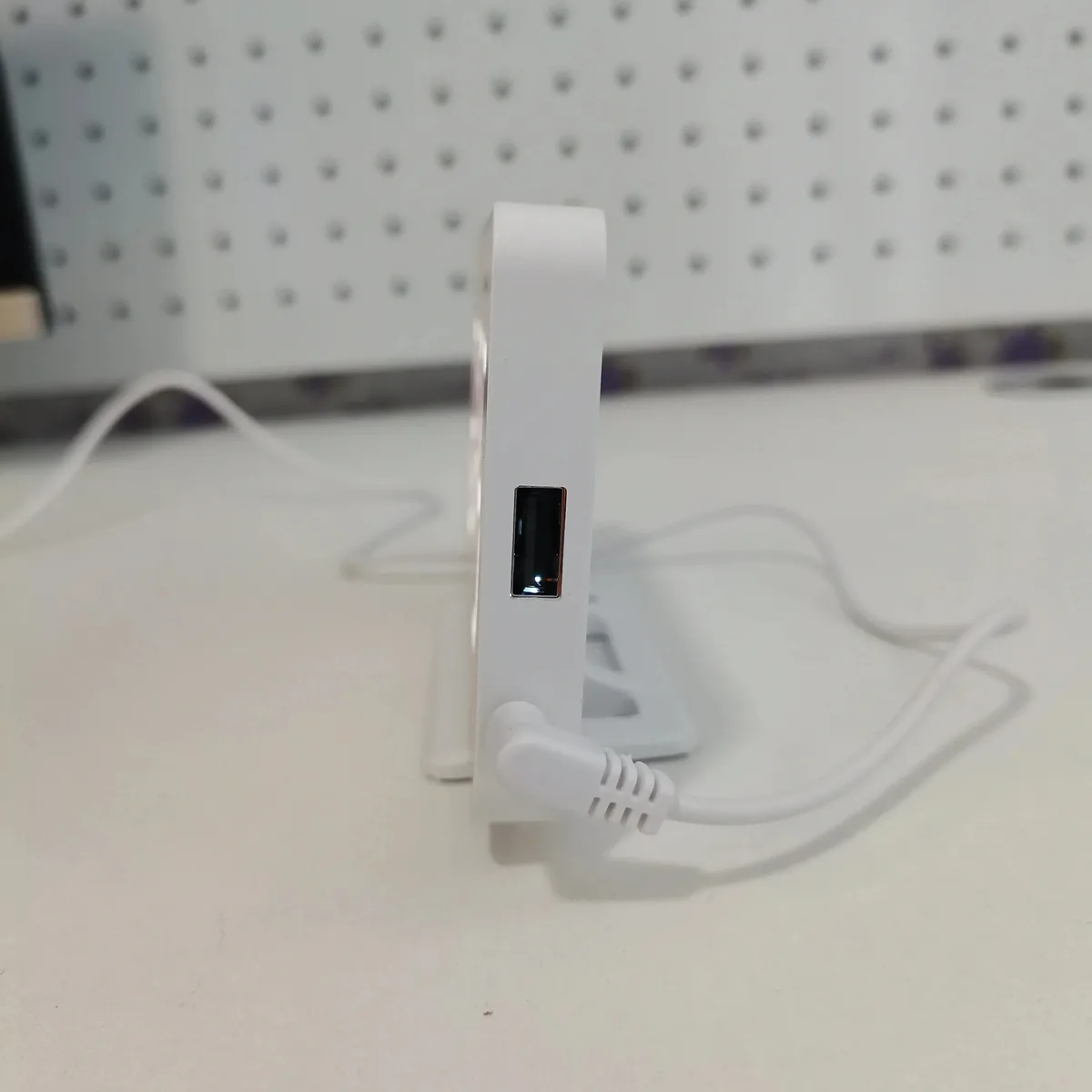 Réveil effet bois