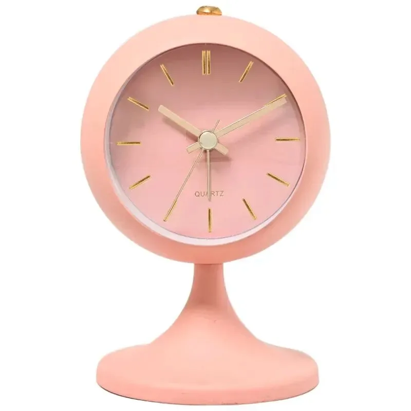 Réveil vintage sur pied