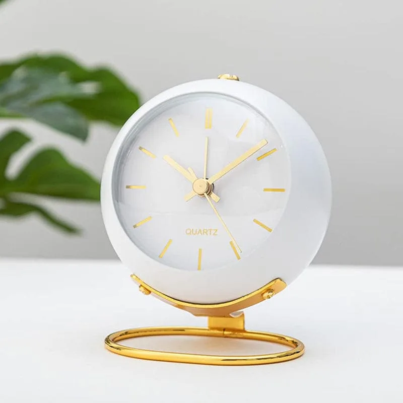Réveil vintage blanc