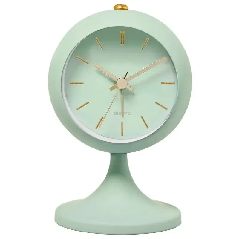 Réveil vintage sur pied